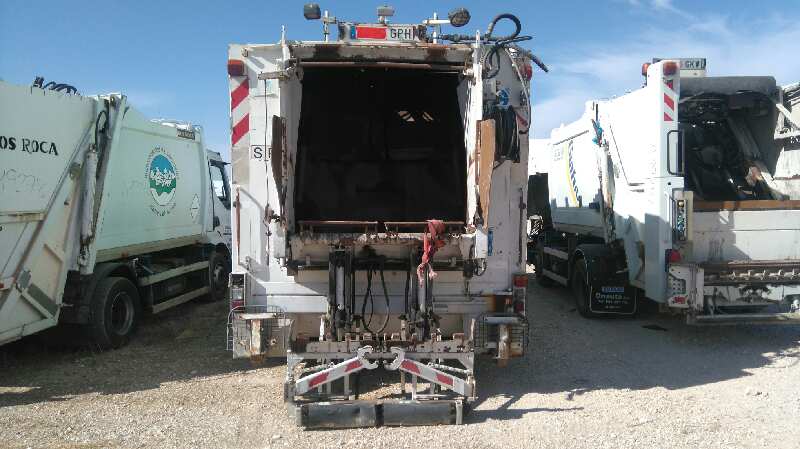 RENAULT PREMIUM DISTRIBUTION Fg 4x2 Corto Motor 7,2 Ltr. - 206 kW Diesel