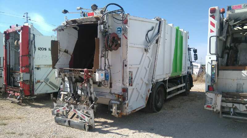 RENAULT PREMIUM DISTRIBUTION Fg 4x2 Corto Motor 7,2 Ltr. - 206 kW Diesel