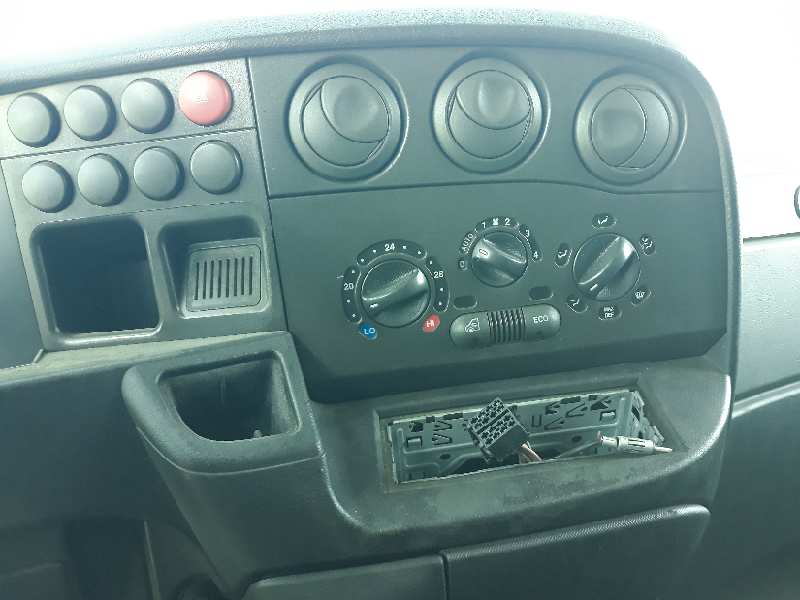 IVECO DAILY CAJA CERRADA (1999 =>) 29 - L 12 Caja cerrada Motor 2,3 Ltr. - 85 kW Diesel CAT foto 10