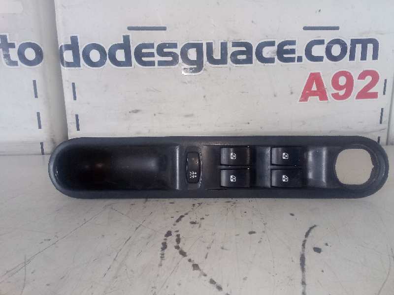MANDO ELEVALUNAS DELANTERO IZQUIERDO RENAULT ESPACE IV (JK0) Expression