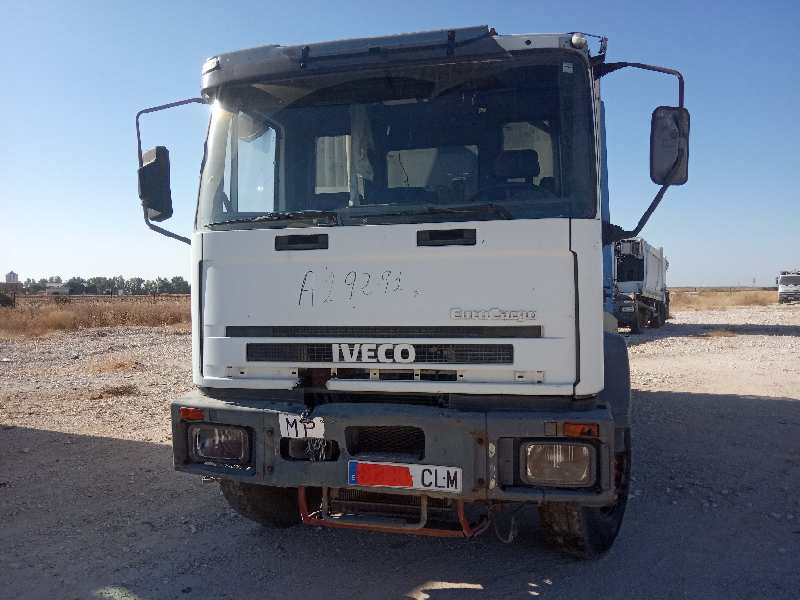 IVECO EUROCARGO 05.03 -> ML180 E 270 CV    |   01.05 - 01.06 foto 6