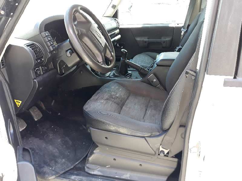 LAND ROVER DISCOVERY TD5 E   |   06.02 - 12.04 foto 8