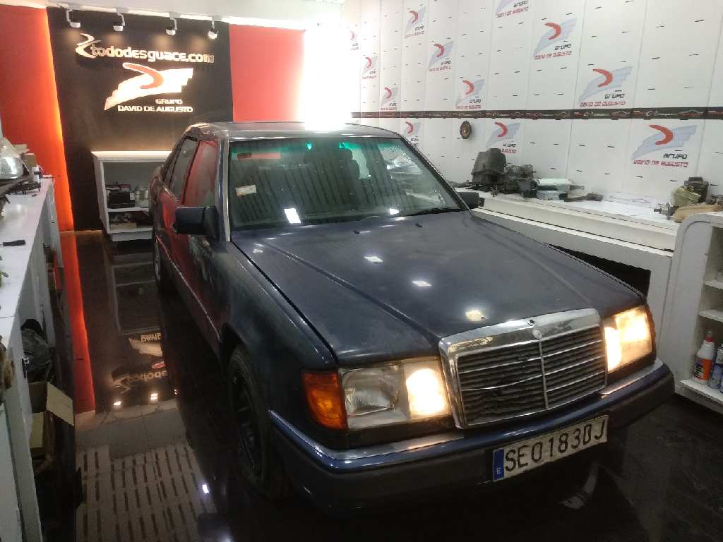 MERCEDES-BENZ CLASE E (W124) BERLINA *