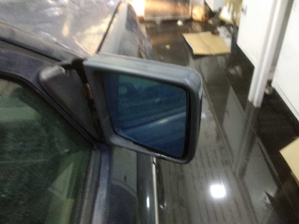 MERCEDES-BENZ CLASE E (W124) BERLINA * foto 11