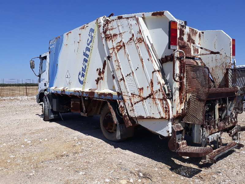 IVECO EUROCARGO 05.03 -> ML180 E 270 CV    |   01.05 - 01.06 foto 8