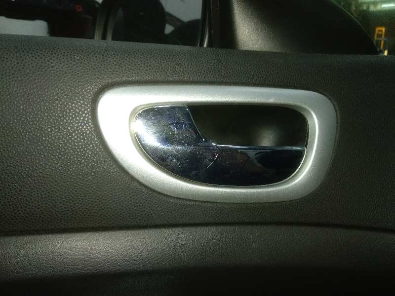 PEUGEOT 307 BERLINA (S2) X-Line Motor 1,6 Ltr. - 80 kW HDi foto 8