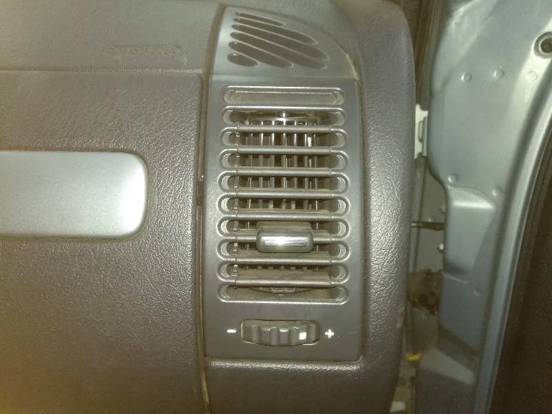 CITROEN XSARA BERLINA 2.0 HDi Attraction (66kW)   |   07.99 - 12.00 foto 8