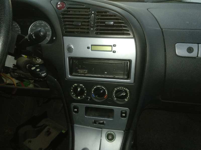 CITROEN XSARA BERLINA 2.0 HDi Attraction (66kW)   |   07.99 - 12.00 foto 10