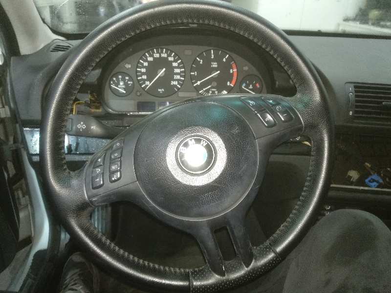 BMW SERIE 5 BERLINA (E39) 530d   |   09.00 - 12.03 foto 12