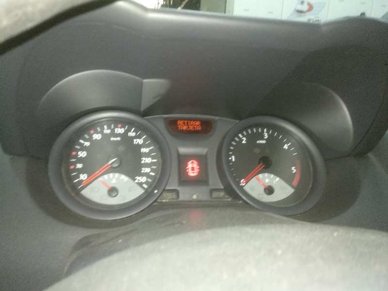 RENAULT MEGANE II BERLINA 5P Authentique Motor 1,5 Ltr. - 74 kW dCi Diesel foto 9