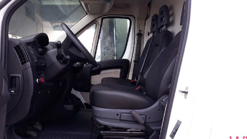 JUEGO ASIENTOS COMPLETO PEUGEOT BOXER CAJA CERRADA (BAT. 3450) (333) HDi (330)   |   10.08 - 12.19