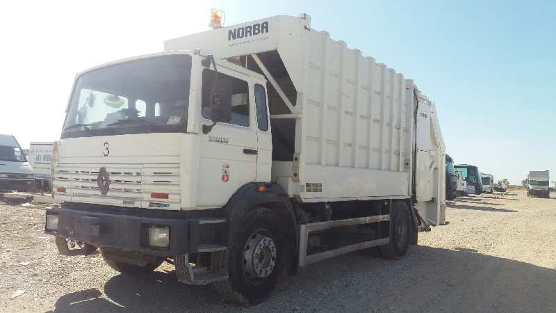 RENAULT MIDLINER 180 4X2 EURO 2   |   ... foto 2