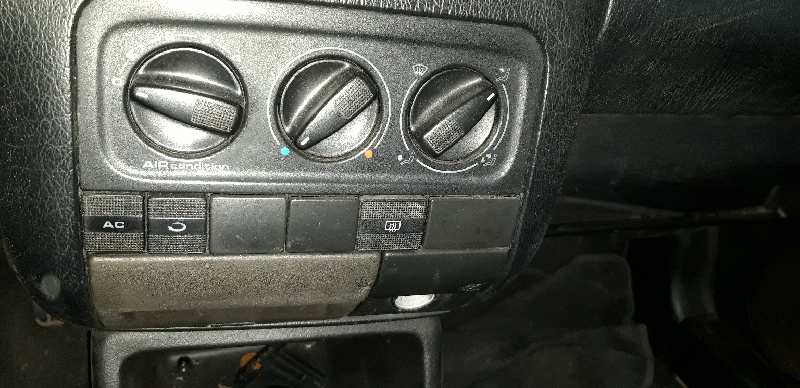 VOLKSWAGEN GOLF III VARIANT ( 1H5) CL Motor 1,9 Ltr. - 66 kW TDI foto 10