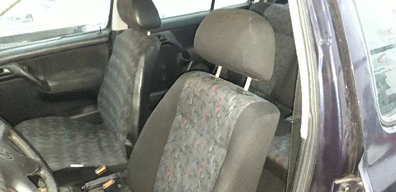 VOLKSWAGEN GOLF III VARIANT ( 1H5) CL Motor 1,9 Ltr. - 66 kW TDI foto 11