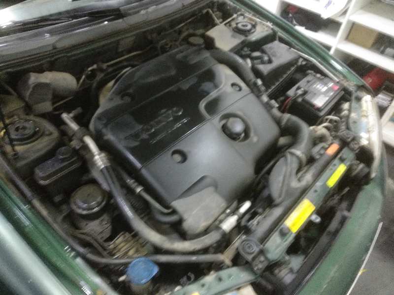 VOLVO S40 BERLINA (1995-2005) 1.9 D foto 5