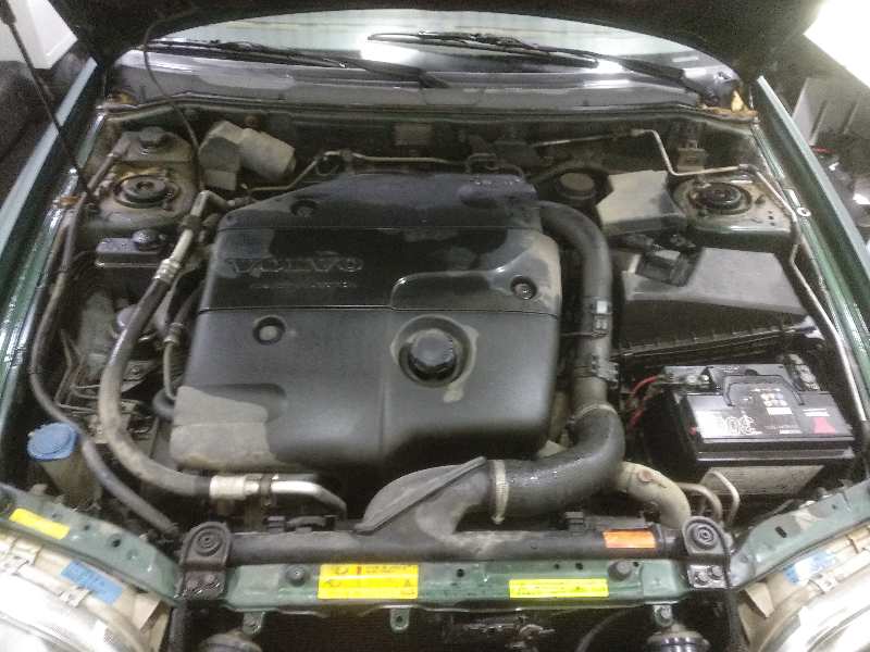 VOLVO S40 BERLINA (1995-2005) 1.9 D foto 6