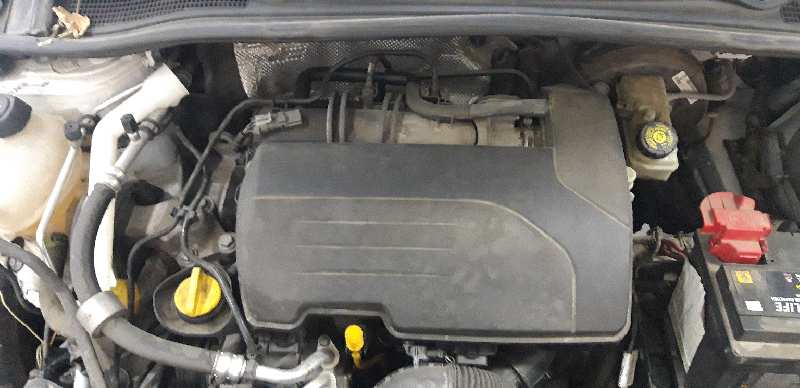 RENAULT CLIO IV Authentique   |   09.12 - 12.16 foto 5