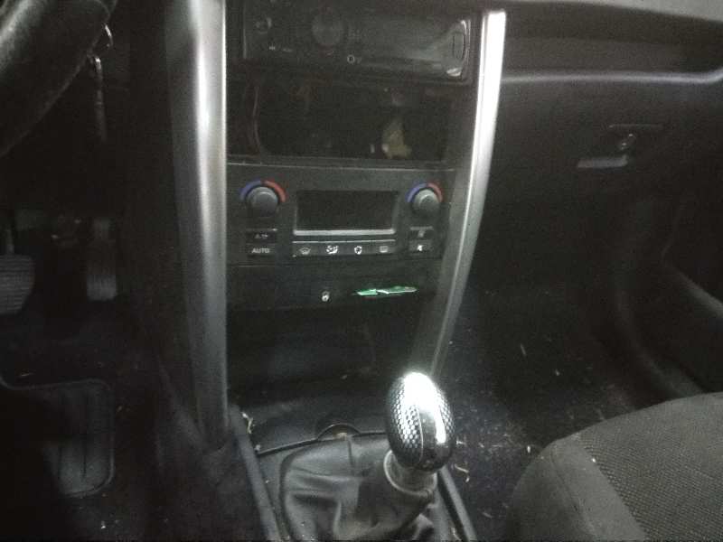 PEUGEOT 207 Confort   |   06.07 - 12.11 foto 8