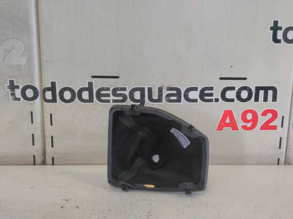 GUARNECIDOS PALANCA CAMBIO BMW X1 (E84) sDrive 20d   |   09.09 - 12.12