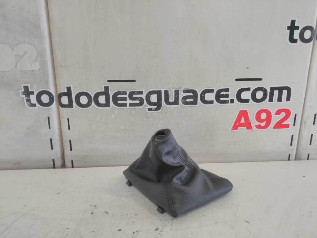 GUARNECIDOS PALANCA CAMBIO BMW X1 (E84) sDrive 20d   |   09.09 - 12.12