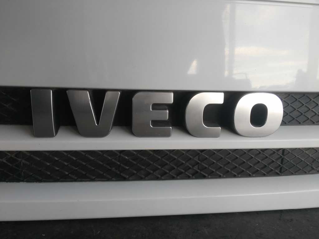 CALANDRA IVECO STRALIS (AS) *   |   0.02 - 0.13
