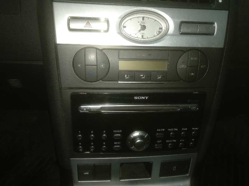 FORD MONDEO BERLINA (GE) Ambiente   |   12.02 - 12.02 foto 6