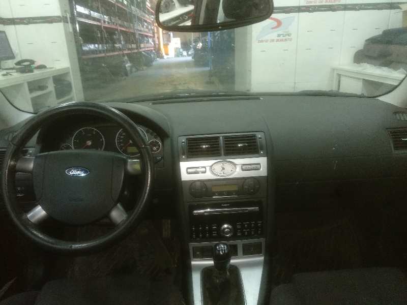FORD MONDEO BERLINA (GE) Ambiente   |   12.02 - 12.02 foto 7