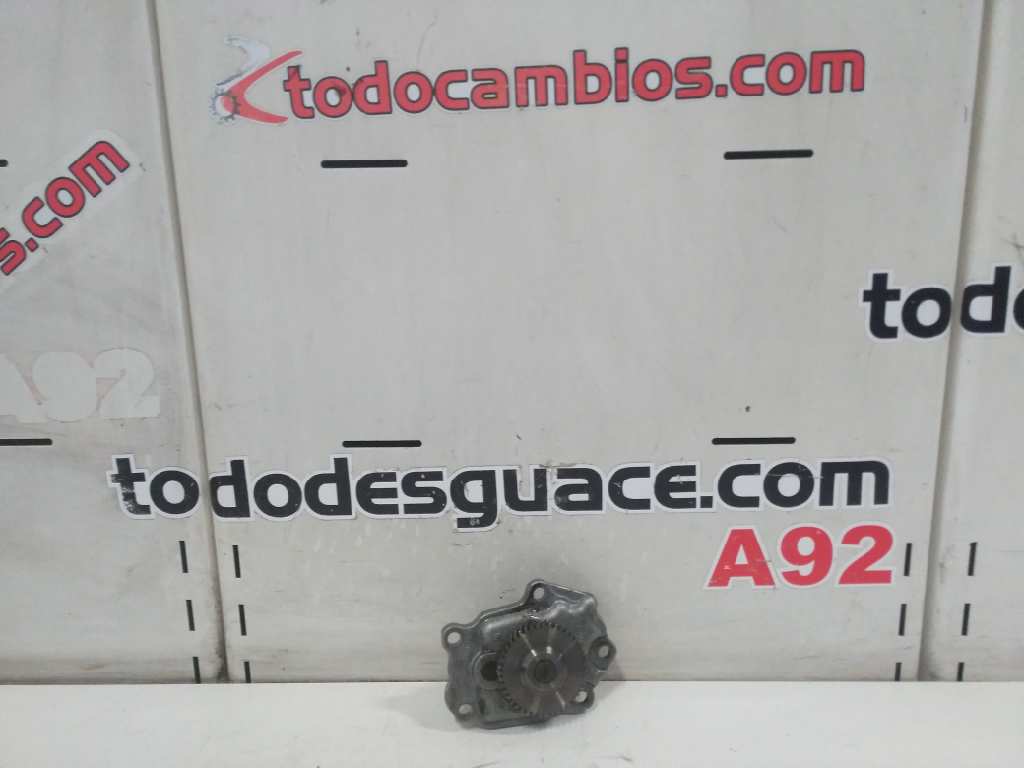 BOMBA ACEITE foto 4