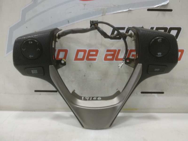 MANDO MULTIFUNCION TOYOTA RAV 4 Active   |   01.14 - 12.15