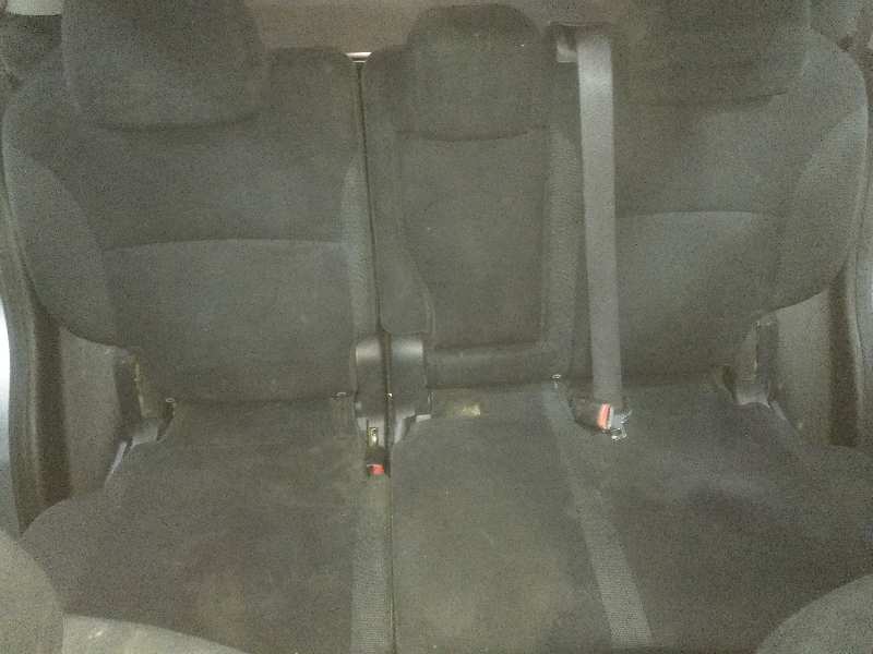 MITSUBISHI OUTLANDER (CW0) 2.0 DI-D Intense   |   02.07 - 12.09