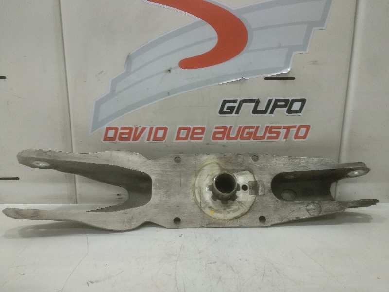 BRAZO SUSPENSION INFERIOR TRASERO IZQUIERDO foto 3