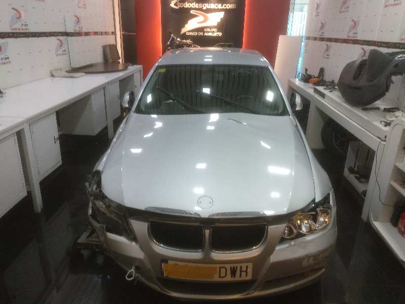 BMW SERIE 3 BERLINA (E90) 320d   |   12.04 - 12.07