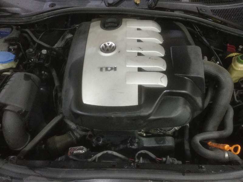 VOLKSWAGEN TOUAREG (7LA) TDI R5   |   06.06 - ... foto 3
