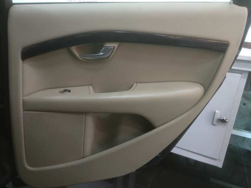 VOLVO V70 FAMILIAR (2000-2009) 2.4 D