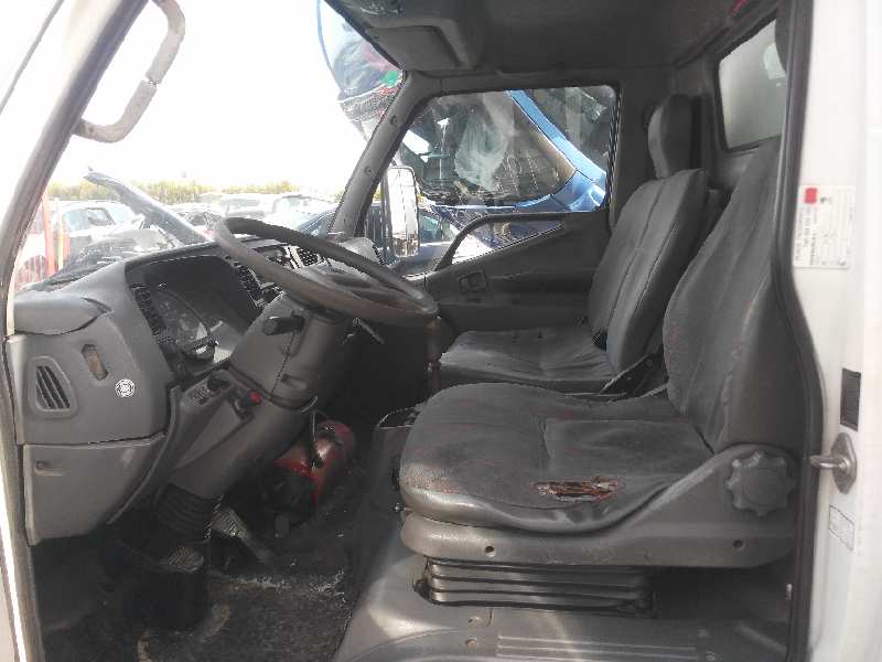 MITSUBISHI CANTER 01/99 -> KI  60 Cabina individual (Comfort)   |   07.02 - 12.06 foto 11