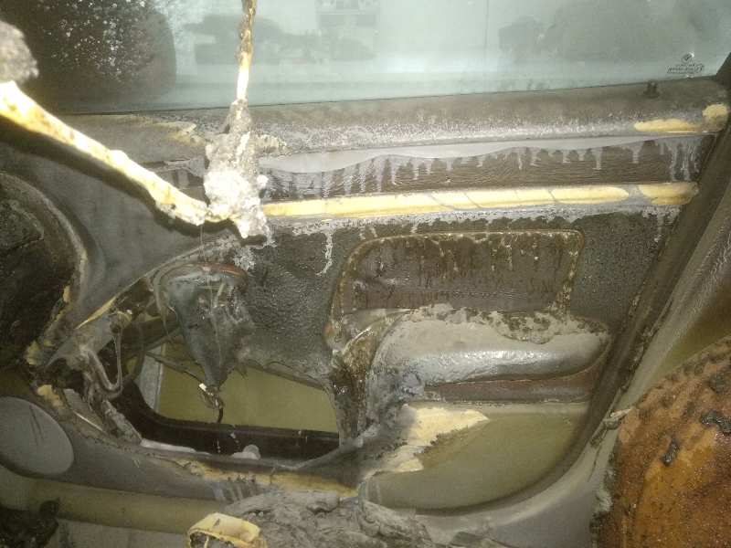 BMW SERIE 3 BERLINA (E46) 316i   |   01.02 - 12.06 foto 8