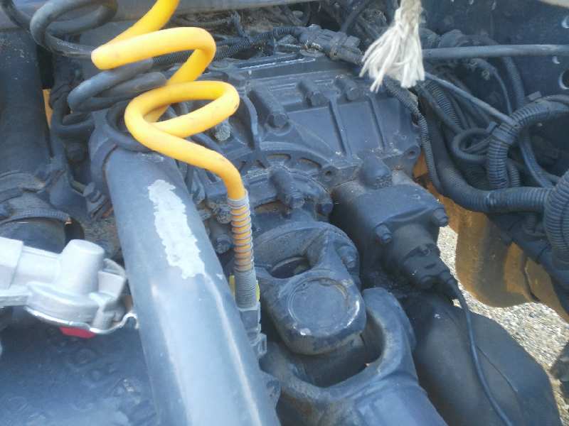 IVECO STRALIS (AD/AT) FG    AT               4X2 Larga distancia   |   07.05 - ... foto 10