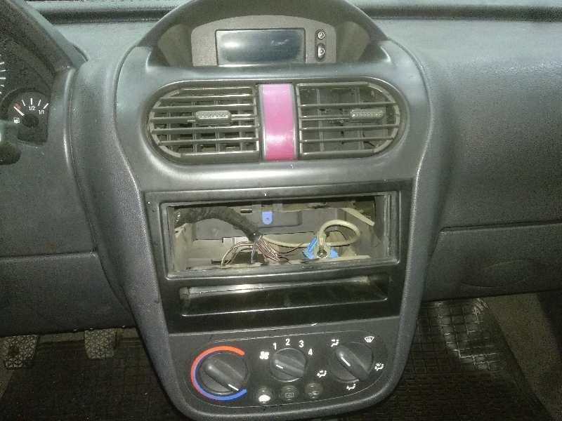 OPEL CORSA C Blue Line   |   08.03 - 12.04 foto 7