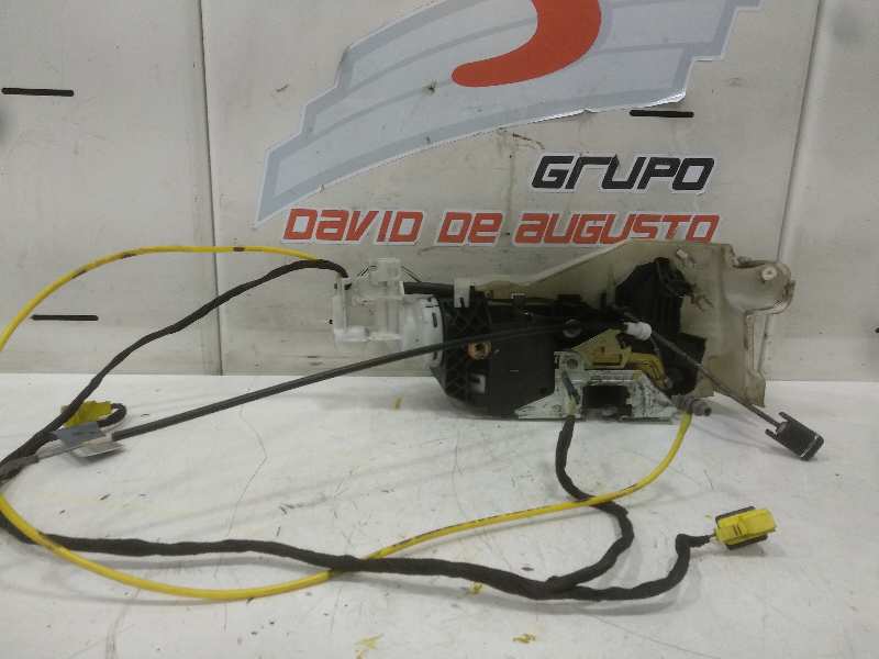 CERRADURA PUERTA DELANTERA DERECHA