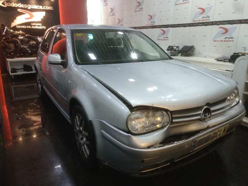 VOLKSWAGEN GOLF IV BERLINA (1J1) 25 Aniversario Motor 1,9 Ltr. - 74 kW TDI foto 5