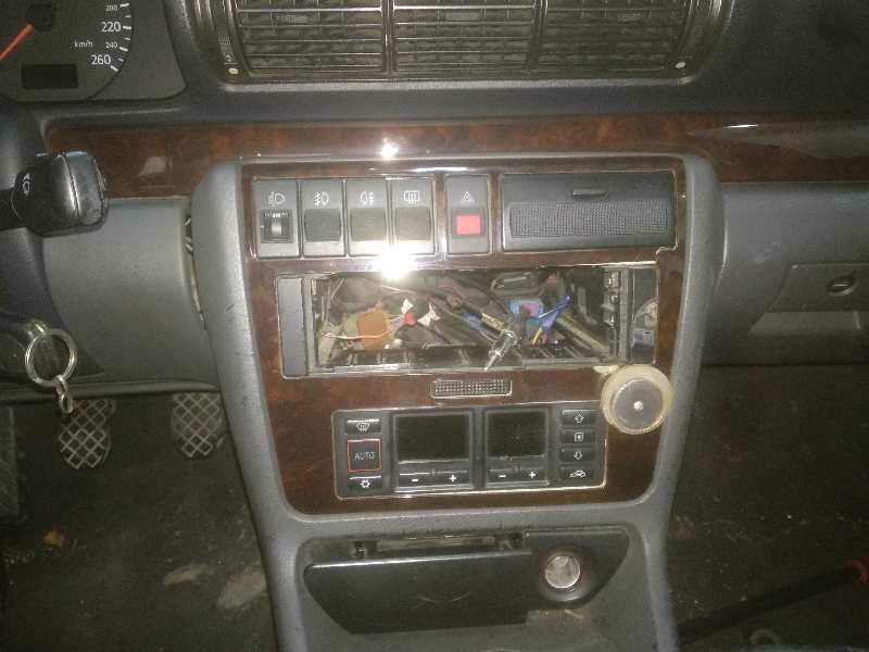 AUDI A4 AVANT (B5) 1.9 TDI Motor 1,9 Ltr. - 81 kW TDI foto 7