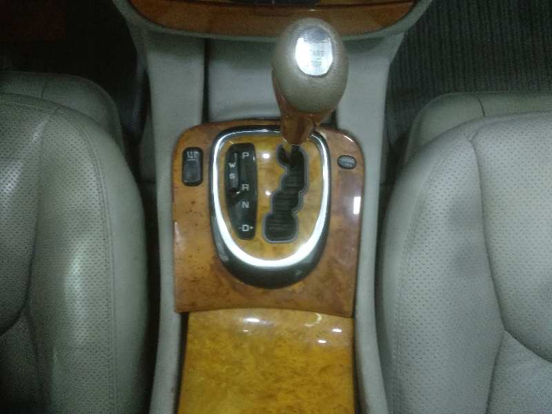 MERCEDES CLASE S (W220) BERLINA 320 CDI (220.026)   |   08.99 - 12.02 foto 8