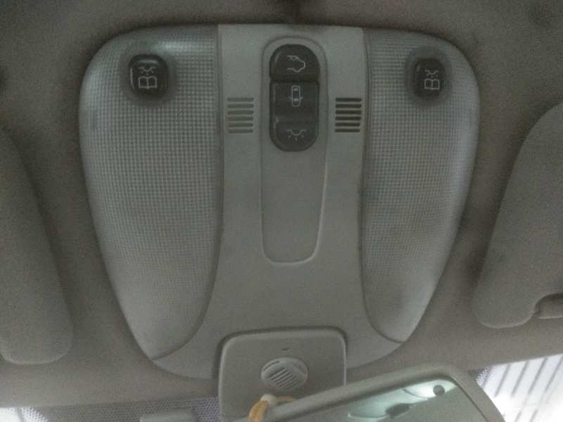 MERCEDES CLASE S (W220) BERLINA 320 CDI (220.026)   |   08.99 - 12.02 foto 11