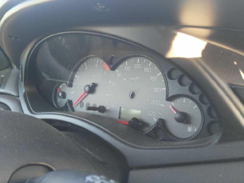 FORD FOCUS BERLINA (CAK) Ambiente   |   0.98 - ... foto 12