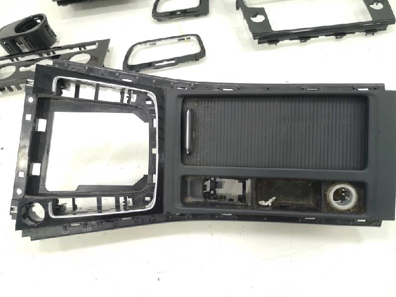 CONJUNTO CARCASAS INTERIORES VOLKSWAGEN GOLF VII LIM. (5G1) R 4Motion BlueMotion Tech.   |   01.15 - 12.17