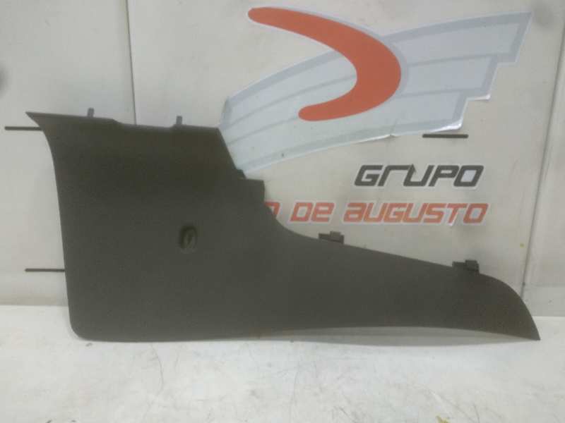 GUARNECIDO IZQUIERDO GUANTERA CENTRAL