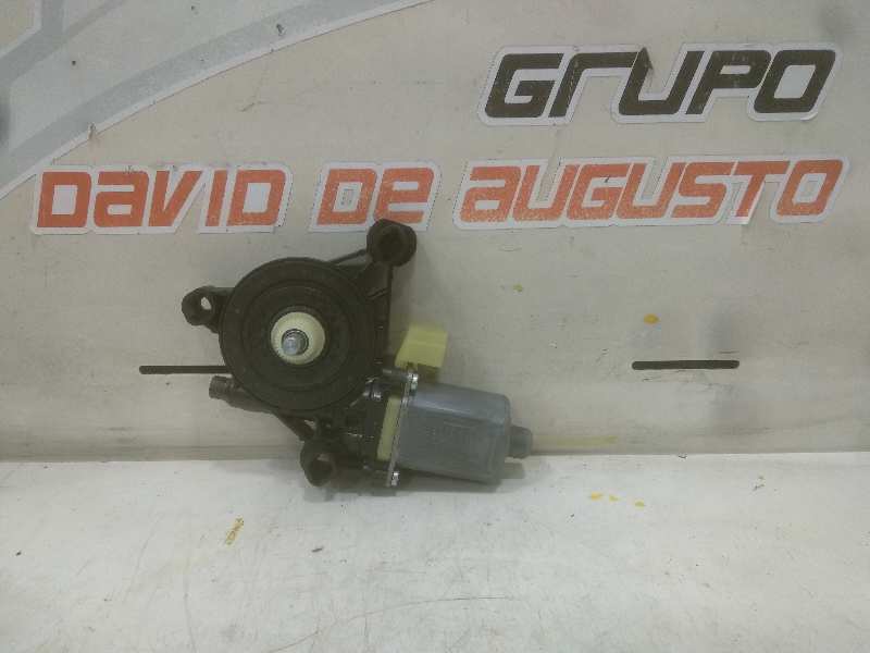 MOTOR ELEVALUNAS DELANTERO DERECHO VOLKSWAGEN GOLF VII LIM. (5G1) R 4Motion BlueMotion Tech.   |   01.15 - 12.17