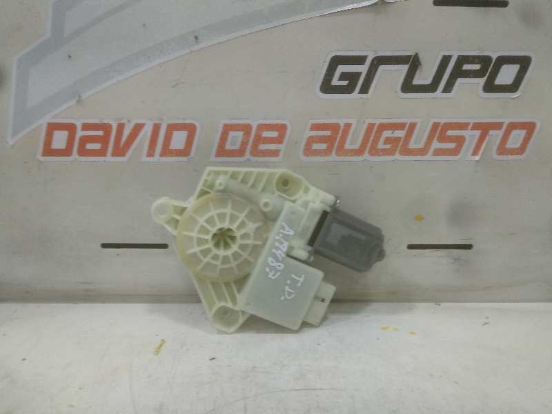 MOTOR ELEVALUNAS TRASERO DERECHO VOLKSWAGEN GOLF VII LIM. (5G1) R 4Motion BlueMotion Tech.   |   01.15 - 12.17