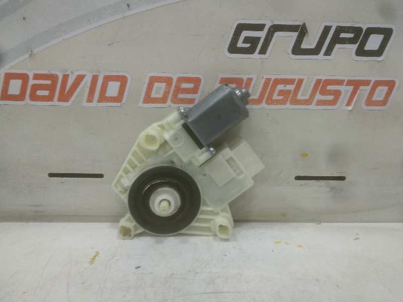 MOTOR ELEVALUNAS TRASERO IZQUIERDO VOLKSWAGEN GOLF VII LIM. (5G1) R 4Motion BlueMotion Tech.   |   01.15 - 12.17