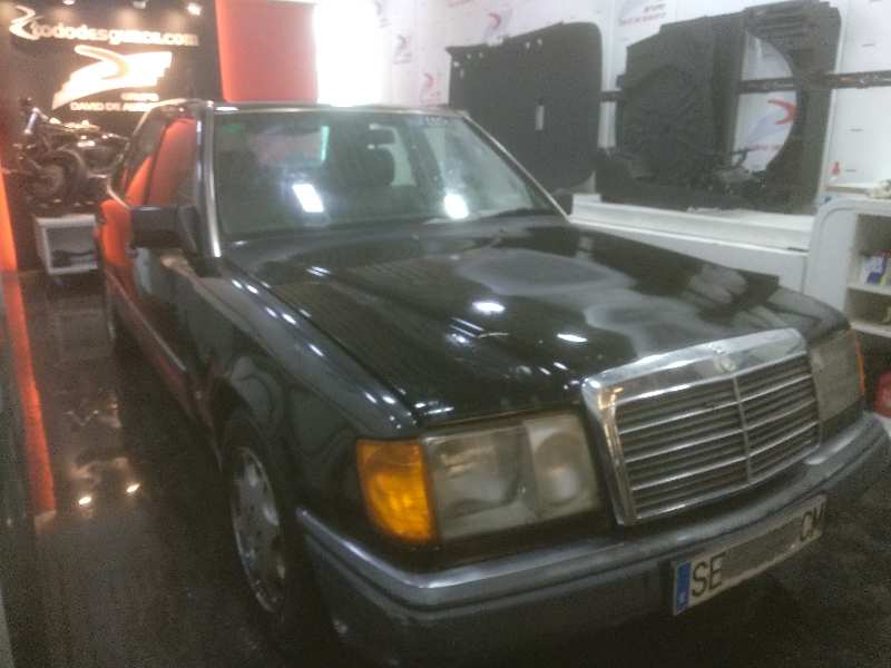 MERCEDES CLASE E (W124) BERLINA 200 E / E 200 (124.019)   |   0.92 - ... foto 5